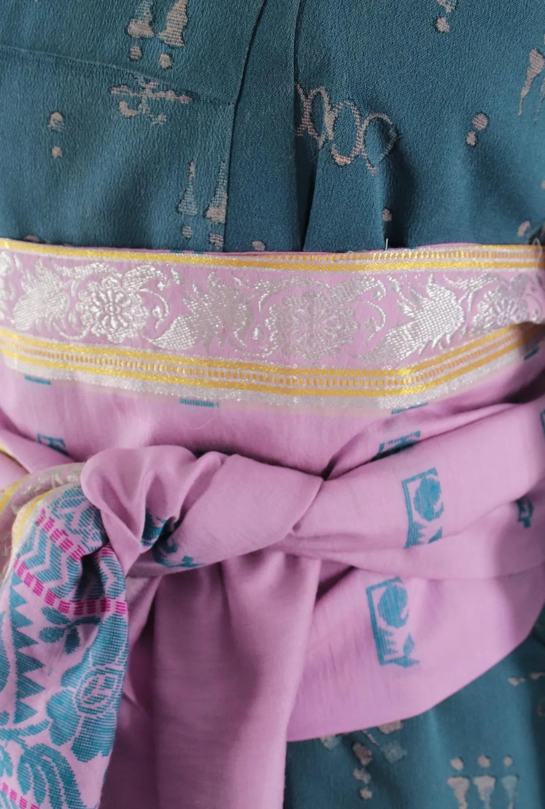 1940s Vintage Silk Kimono Robe / Teal Blue Floral