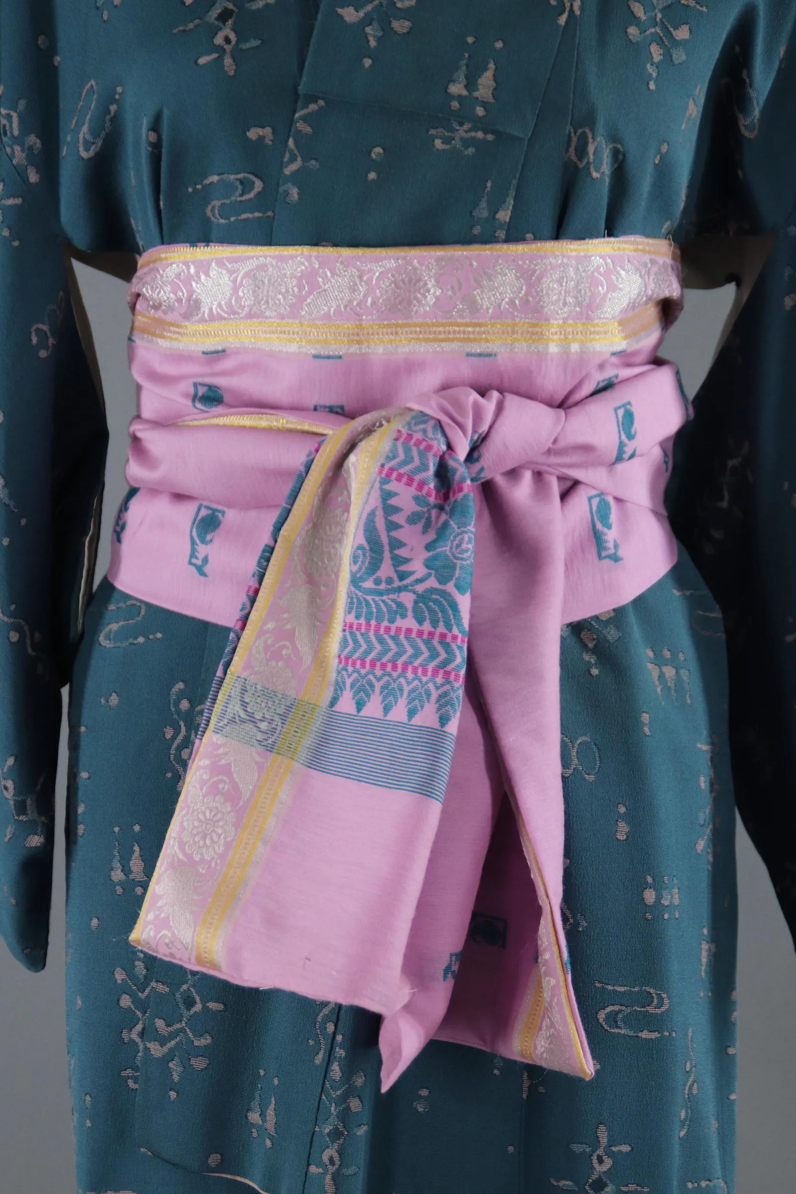 1940s Vintage Silk Kimono Robe / Teal Blue Floral