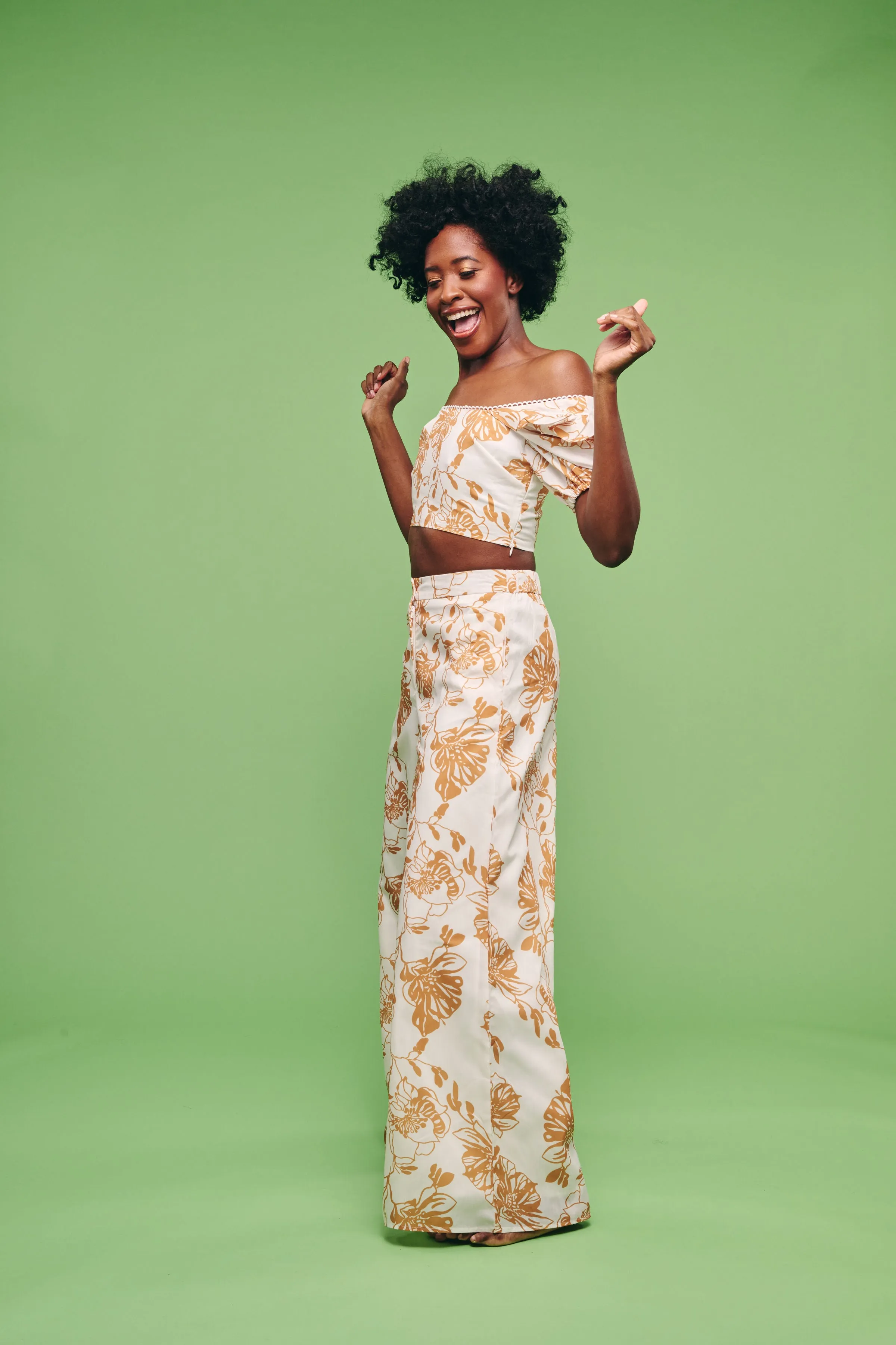 “Grab Your Passport” 2 piece Set