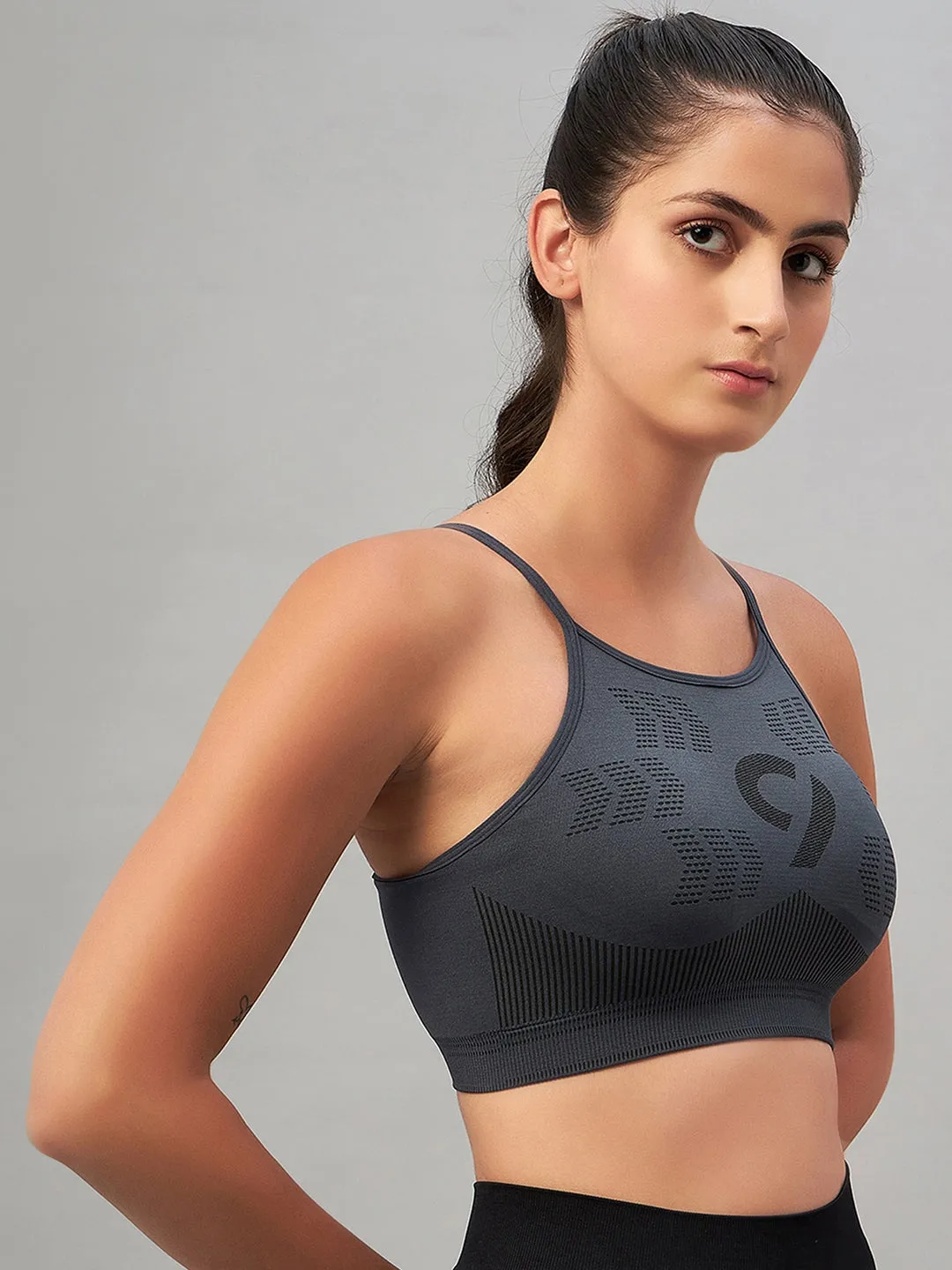 Women Seamless padded Sports Bra - Grey